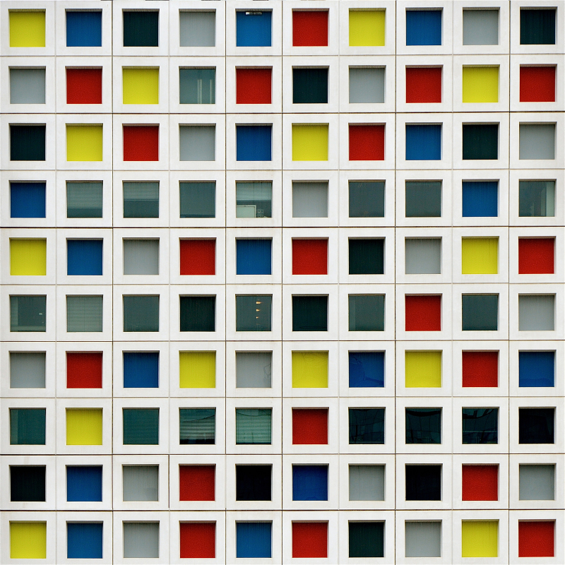 Illustration for article titled The Hypnotic Power Of Repetitive Architecture